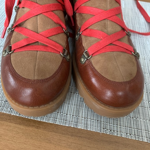 Nine West hiker style boots - Picture 10 of 16